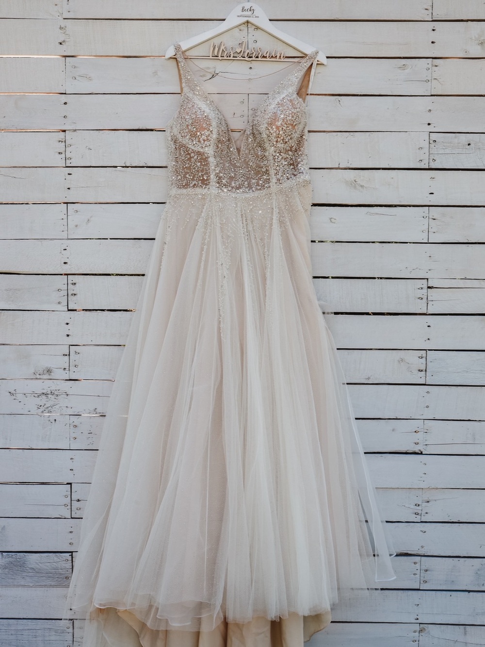 David's Bridal Galina Signature SWG837 Dress & Veil Size 14 | Bustled/Cleaned - Picture 6 of 11